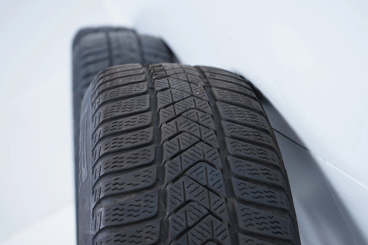MINI Countryman F60 Winter Tires Winter Wheels 205 60 17 inch JCW539 Detailansicht 14