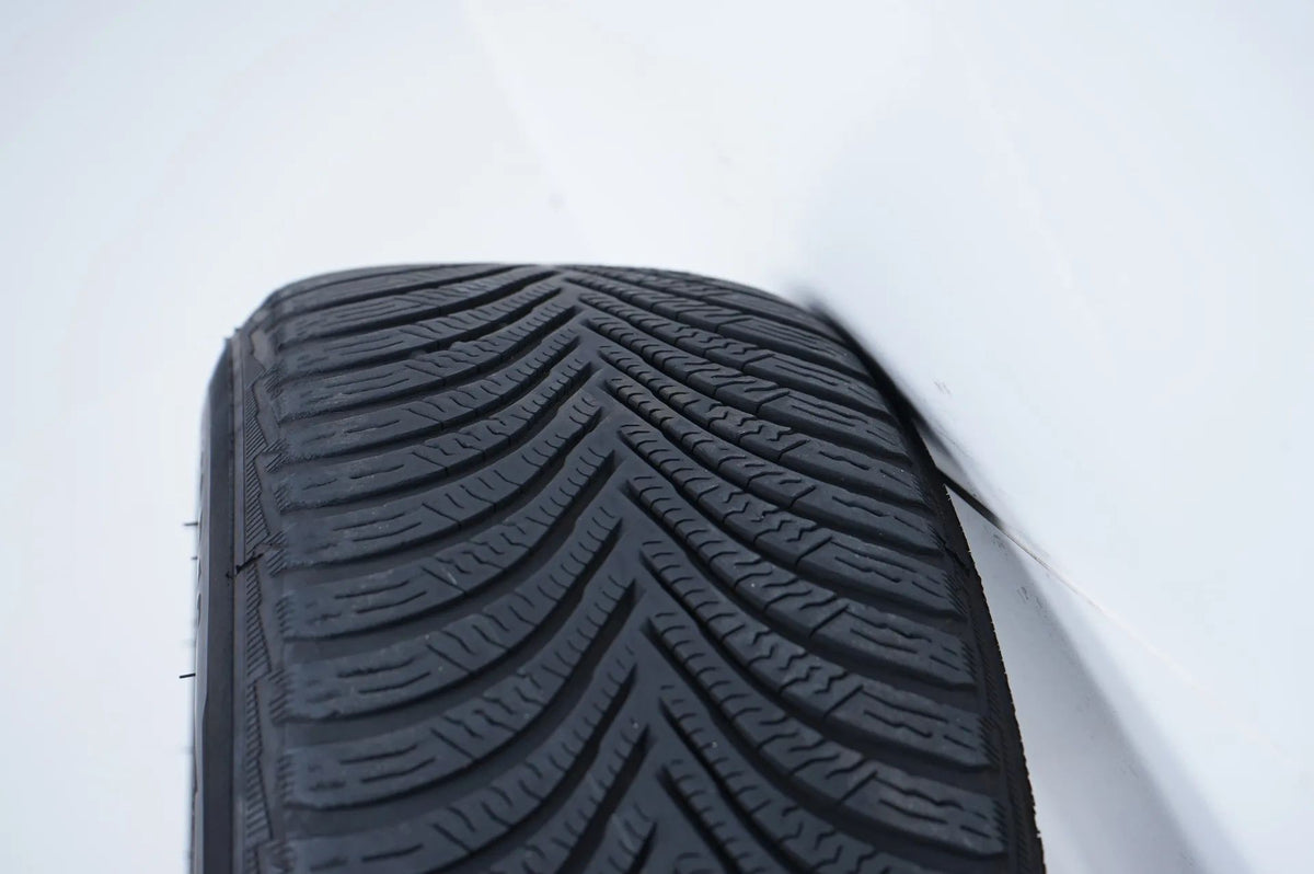 Mercedes AB Class W177 W247 Winter Wheels Winter Tires 16 Inch Detailansicht 13