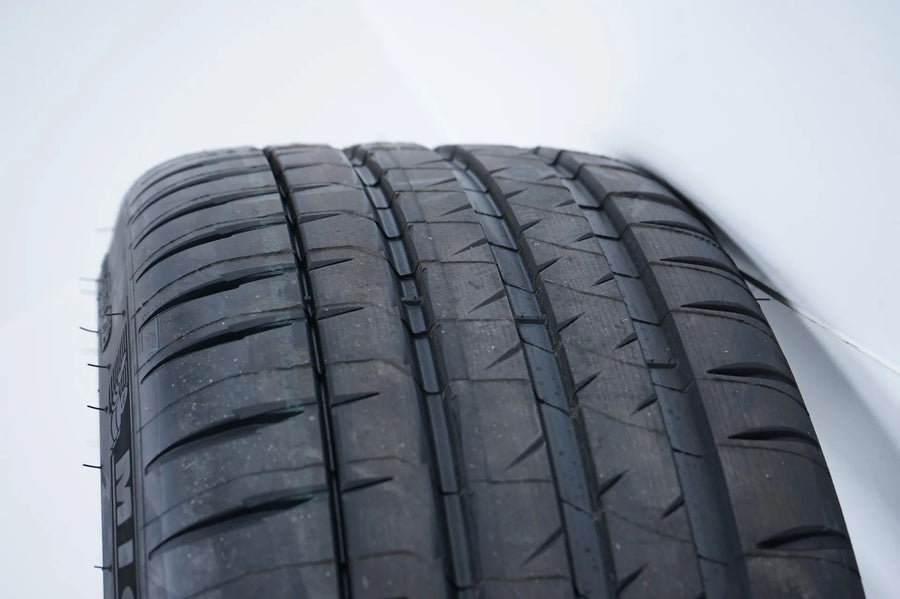 Mercedes CLA45 W118 C118 summer wheels, summer tires, 19 inch