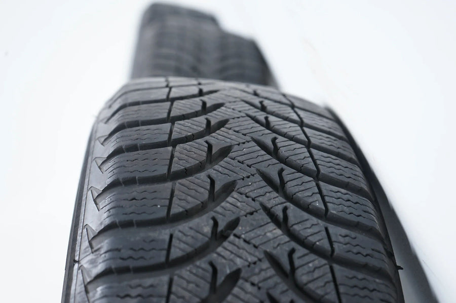 Audi A1 8X Winter Wheels Winter Tires 185 60 15 Inch 8X0071495