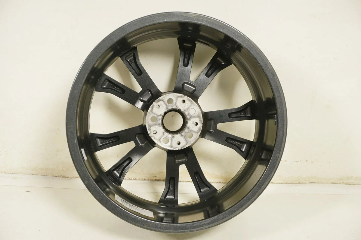 1 x Genuine BMW 8 Series G14 G15 Alloy Wheel 20 Inch 733 6884208 8J Detailansicht 8