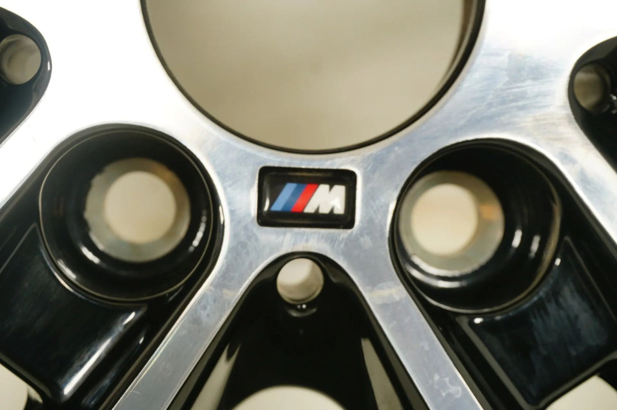 1 x jante alliage BMW Série 1 Série 2 F20 F21 F22 18 pouces M719 8009703 8J Vue détaillée 4