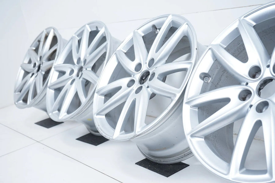4 x originální hliníkové disky MINI Clubman F54 18 palců 815 6887612