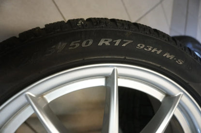 Mercedes Classe A W176 CLA C117 Jantes alliage Roues hiver Pneus hiver 205 50 R17