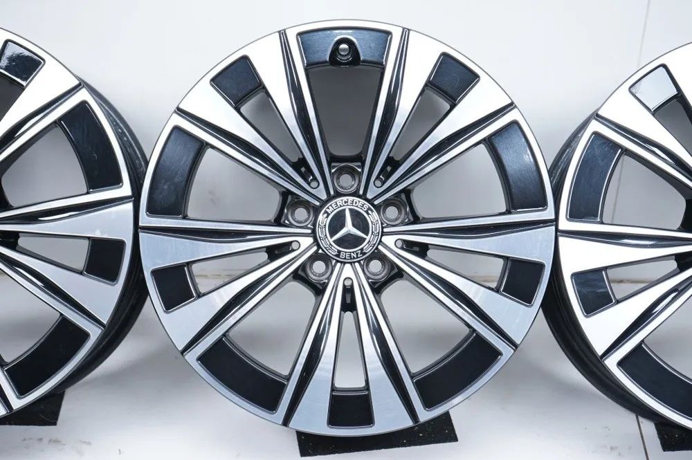 Mercedes C-Klasse AllTerrain W206 lichtmetalen velgen 18 inch A2064013900 7,5J ET44 Detailweergave 4