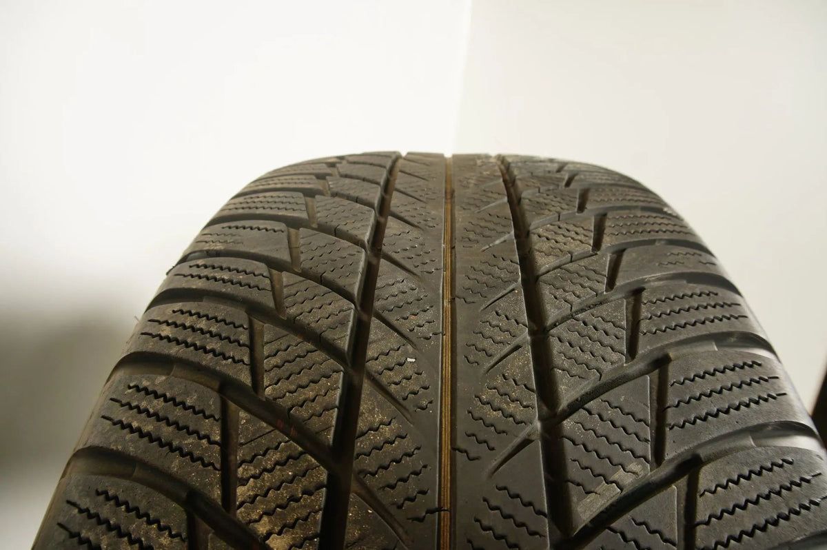 4 x Winterreifen Bridgestone 245 50 19 Zoll DOT18 Bmw* ca.5mm RFT Detailansicht 5