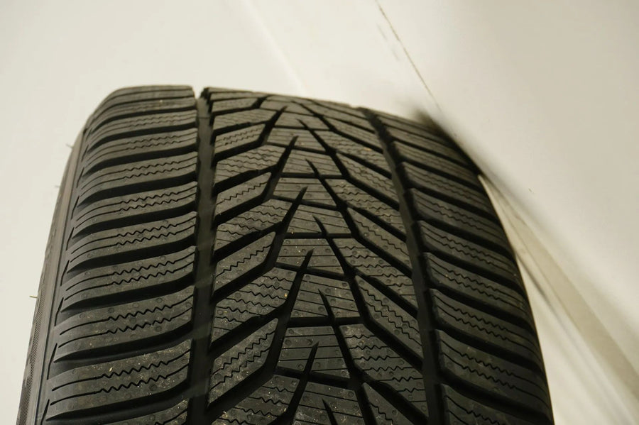 Pneus hiver neufs pour BMW Série 4 i4 G26, jantes hiver 245/45/18 pouces