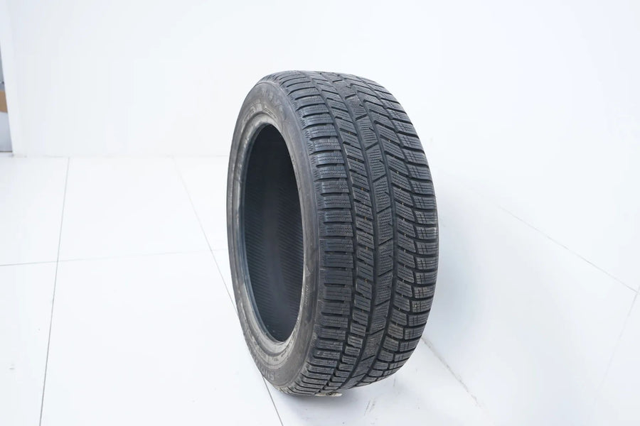1x Toyo winter tire 275/45/20 inch, approx. 7 mm tread depth, DOT 19