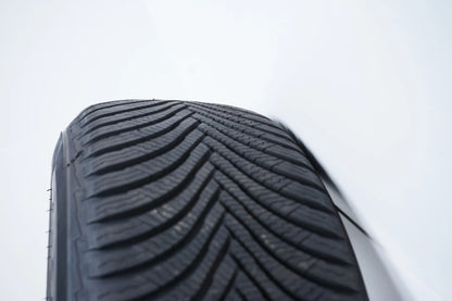 Roues et pneus hiver 16 pouces pour Mercedes Classe AB W177 W247