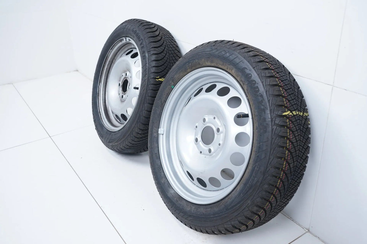 2 x Smart W453 Komplettrad Allwetterreifen 165 65 15 Zoll 7mm Detailansicht 5