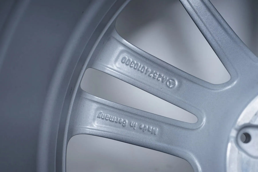 Pneus/jantes hiver 245/40/19 pouces pour Mercedes Classe CLS W257
