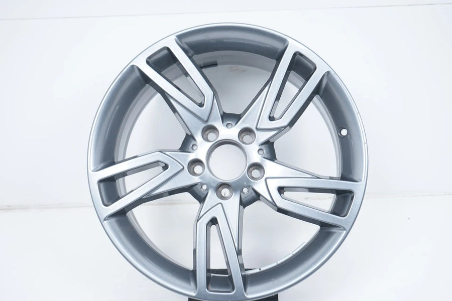 1 x NOVÝ Mercedes třídy C W204 hliníkový disk 18 palců A2044019202 8,5J