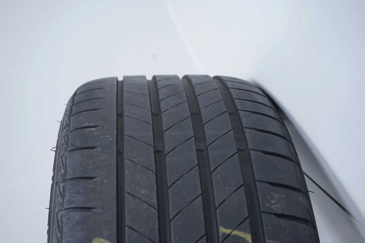 Mercedes S-Class W223 V223 Summer Wheels Summer Tires 20 Inch Detailansicht 14