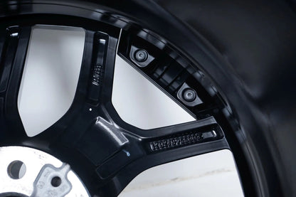 1 x originální hliníkový disk BMW řady 7 i7 G70 20 palců M907 5A19DE9