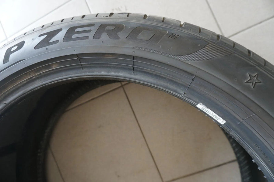 2 X 275 40 R22 107Y Sommerreifen Pirelli P Zero PZero* 6mm 2022