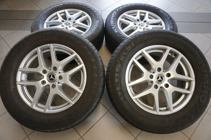 Jantes alu d'origine Mercedes Classe G W463 Pneus d'été 265 60 R18