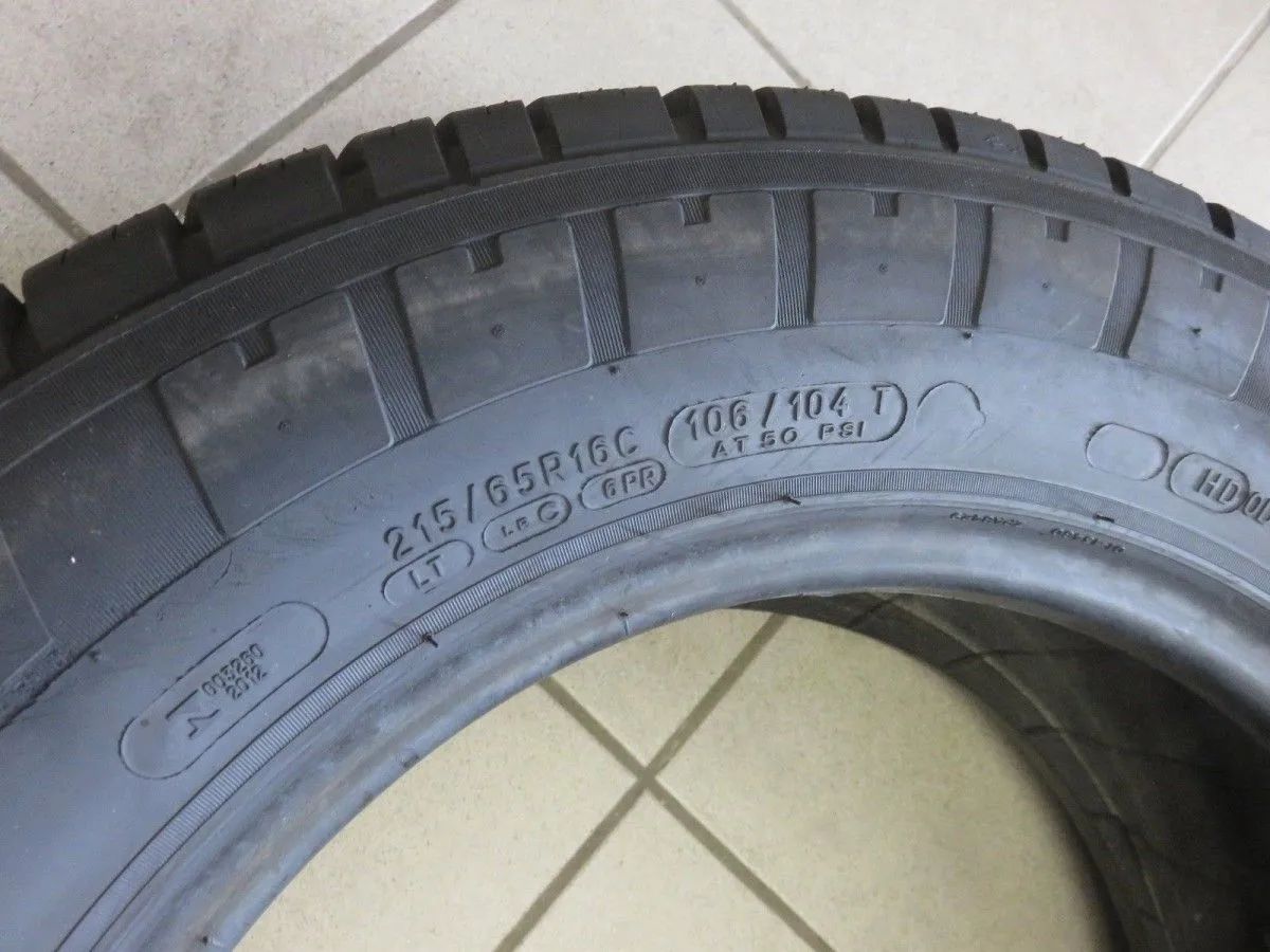 2 X 215 65 R16C 106/104T Pneus été Michelin Agilis 51 7,5mm Detailansicht 5