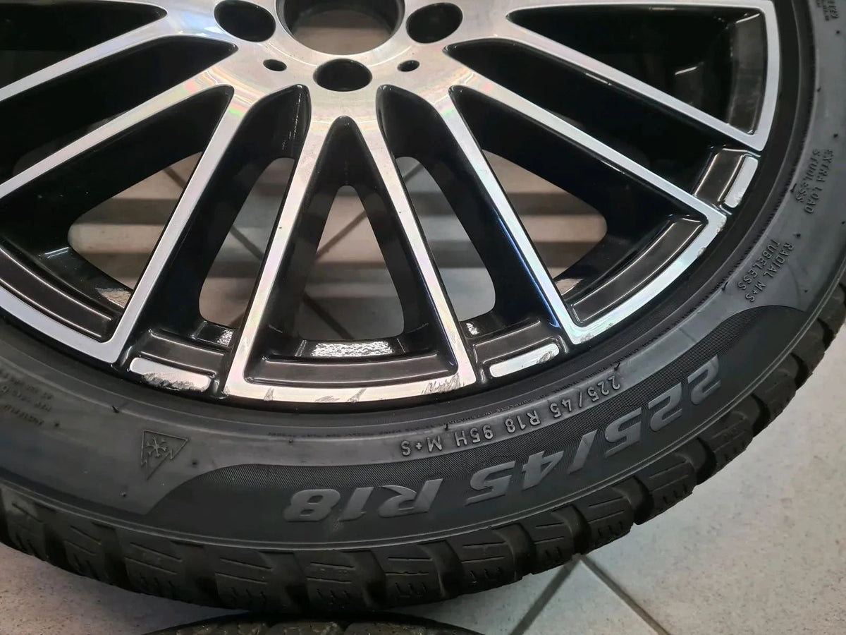 Original Mercedes C-Klasse W206 S206 Alufelgen Winterreifen 225 45 R18 Zoll 6mm Detailansicht 10