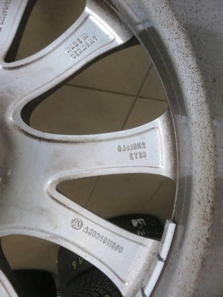 Original Mercedes GLC W253 X253 C253 18 Zoll Alufelgen Winterräder Winterreifen Detailansicht 6