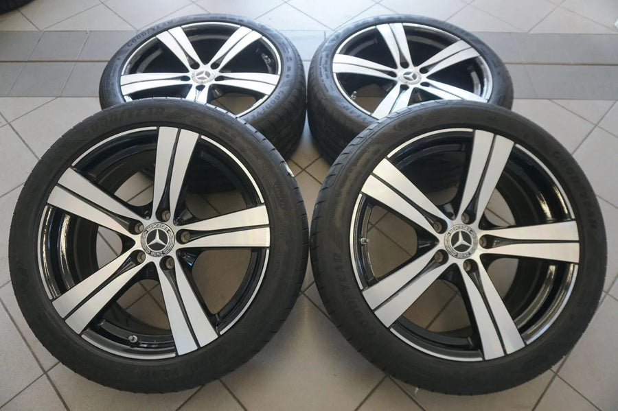 Original Mercedes C-Klasse W206 S206 Alufelgen Sommerreifen 225 45 245 40 R18