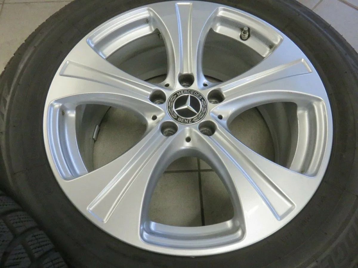 Original Mercedes GLC X253 Alufelgen Winterräder Winterreifen 235 60 R18 7mm Detailansicht 5
