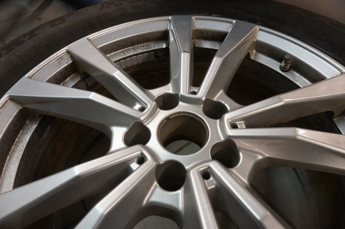 Audi Q7 4M Alloy Wheels Winter Wheels Winter Tires 255 55 R19 111V 7mm Detailansicht 5