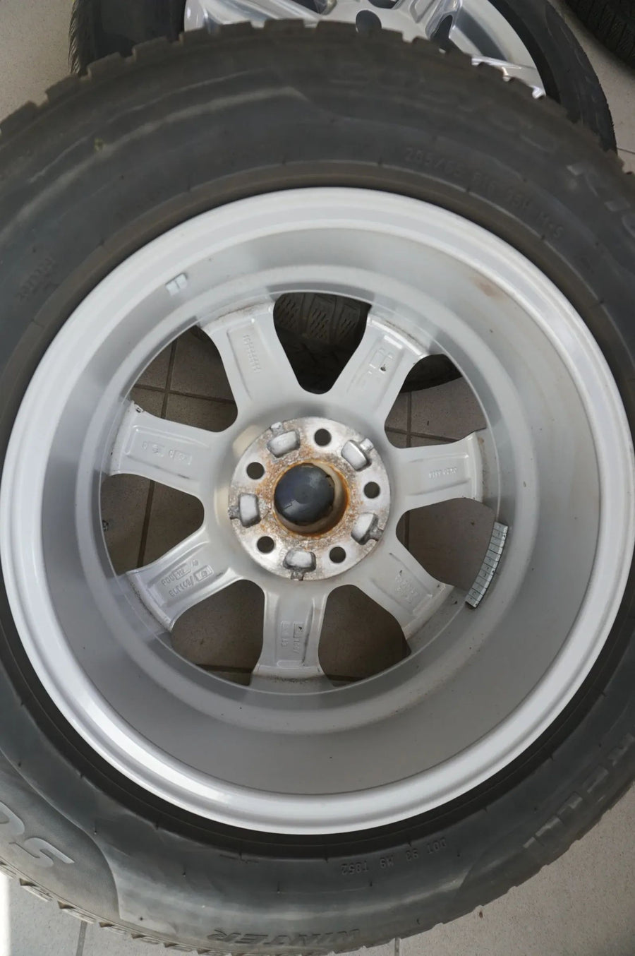 VW T-ROC I Touran II 5T Alloy Wheels Winter Tires 6mm