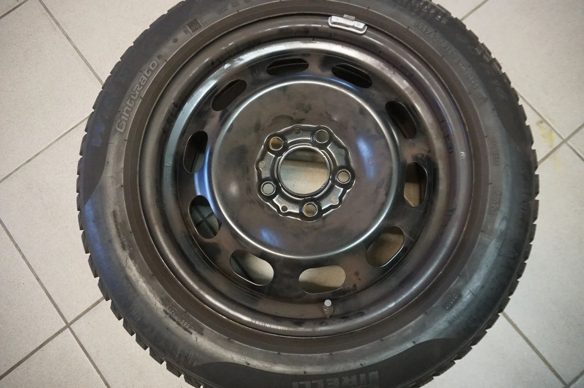 Original BMW 1 Series F40 2 Series Steel Wheels Winter Tires 195 60 R16 6mm TPMS Detail view 3