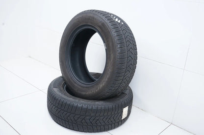 2x Winterreifen Pirelli Scorpion Winter 235 65 R17 104H DOT21/20 MO 5mm