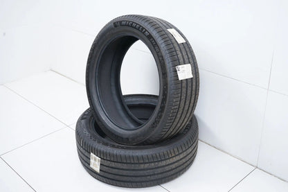 2 x summer tires 235 50 20 inch Michelin DOT22 approx. 6 mm tread depth