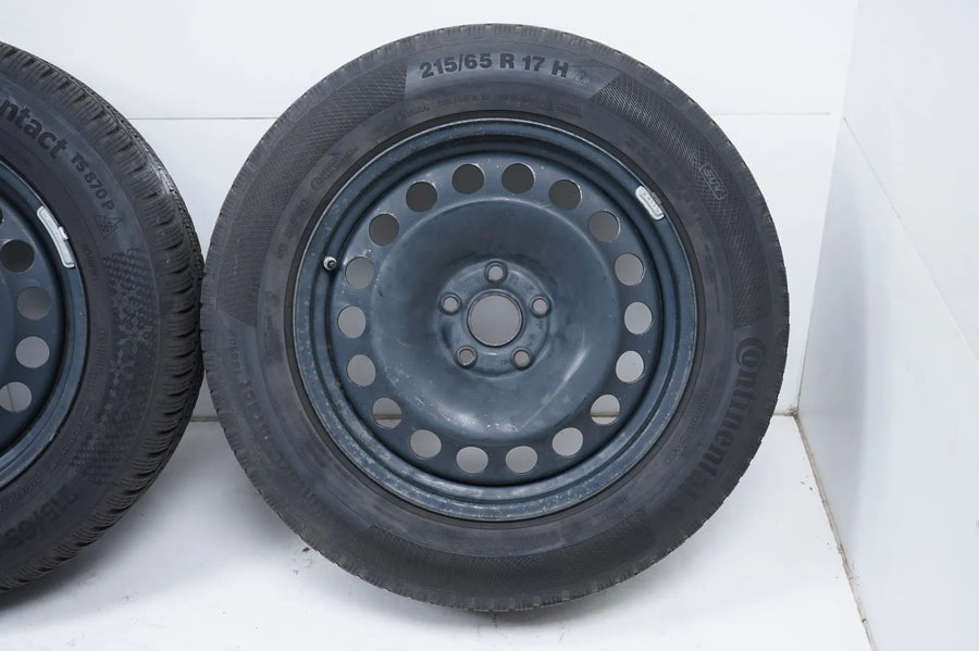 Pneus/jantes hiver Audi Q3 83A F3 215/65/17 pouces