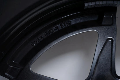 Mercedes C Class W206 summer tires, summer wheels AMG 18 inch