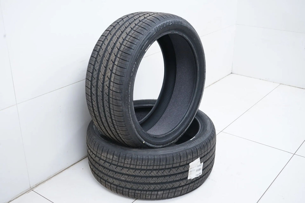 2x DEMO summer tires 265 40 21 inch Bridgestone DOT24 RFT MO Detail view 3
