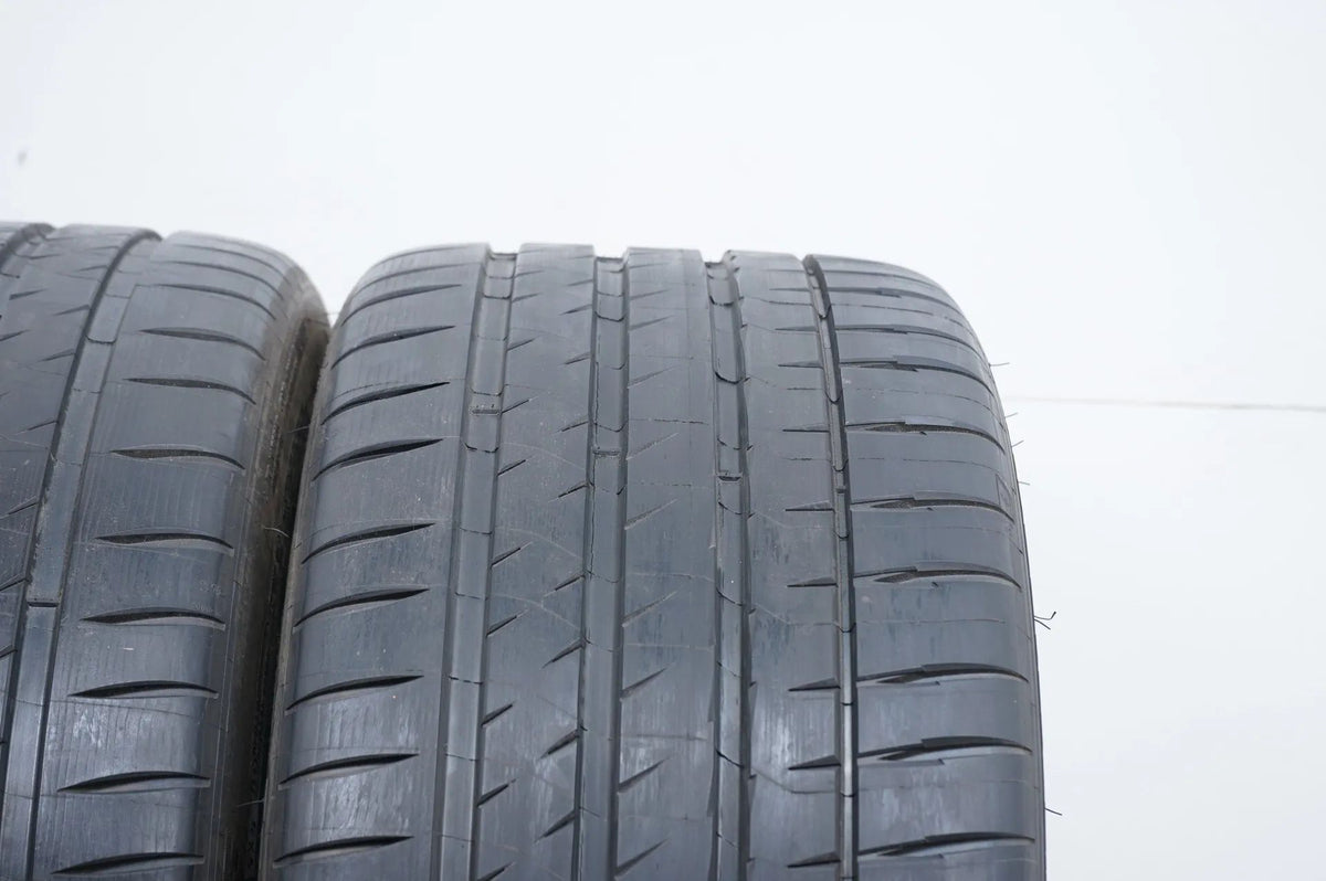 2 pneus été de démonstration Michelin 295/35/19 pouces DOT18 MO Vue détaillée 5