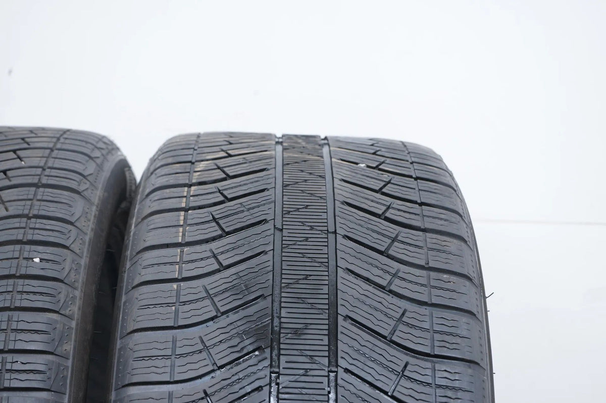 2 pneus hiver Michelin DOT20 MO 295/40/20 pouces, profondeur de sculpture d'environ 4 mm Vue détaillée 5