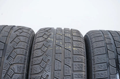 4x Winterreifen Pirelli 215 45 18 Zoll DOT18 ca.6mm MO
