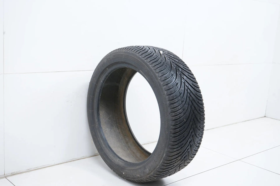 1 x All-weather tire Kleber 225 45 18 inch DOT18 approx. 6 mm