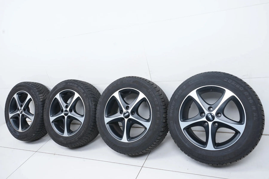 Roues d'hiver pour Hyundai Kona, pneus d'hiver 205/60/16 pouces