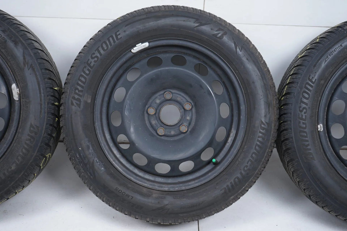 Skoda Octavia 5E Winter Tires Winter Wheels 205 60 16 Inch Detailansicht 5