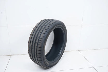 1 x DEMO Sommerreifen Hankook 225 45 18 Zoll DOT23 MO RFT