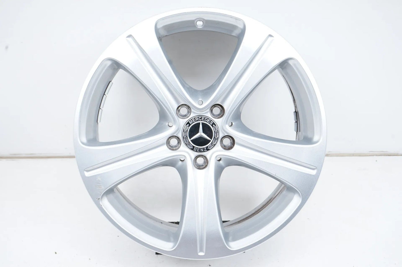 1 x Mercedes E Klasse W213 Alufelge 18 Zoll A2134011400 8J