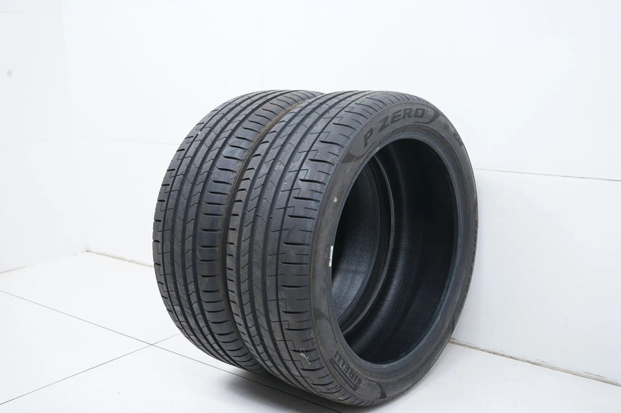 2x Pirelli summer tires 235 45 20 inch DOT23 MO approx. 6mm tread depth