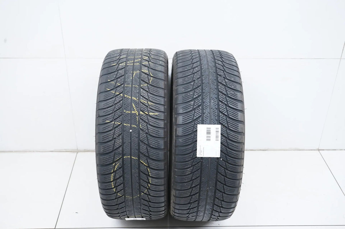 2 x Winterreifen Bridgestone 225 45 18 Zoll DOT19/18 ca.4 mm MO Detailansicht 2