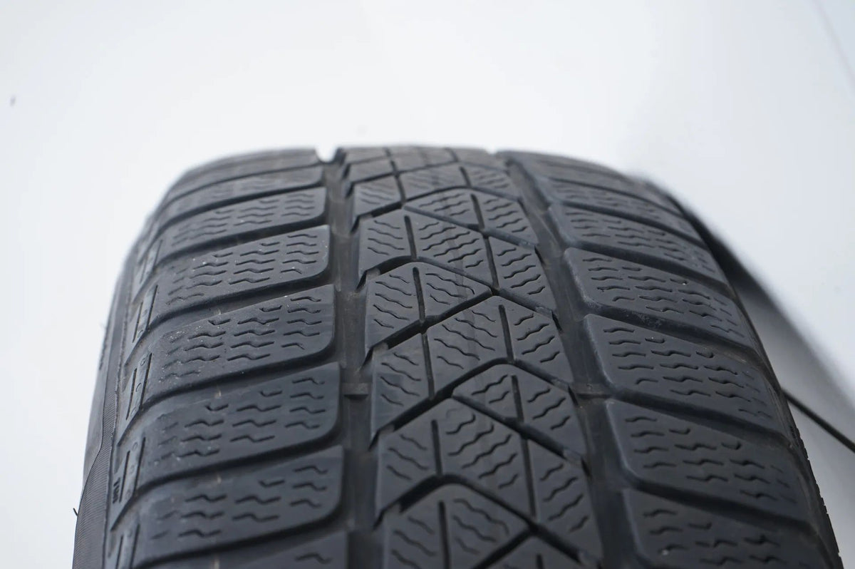 BMW X1 X2 F48 F39 Winter Tires Winter Wheels 205 60 17 inch Detailansicht 12