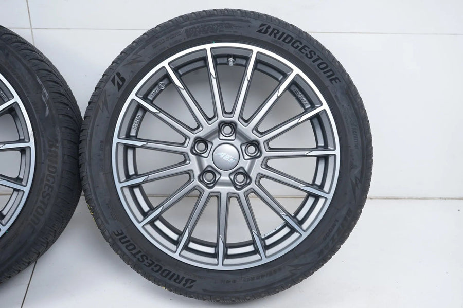 BMW řady 1 a 2 F40 F44 zimní pneumatiky zimní kola 225 45 17 palců
