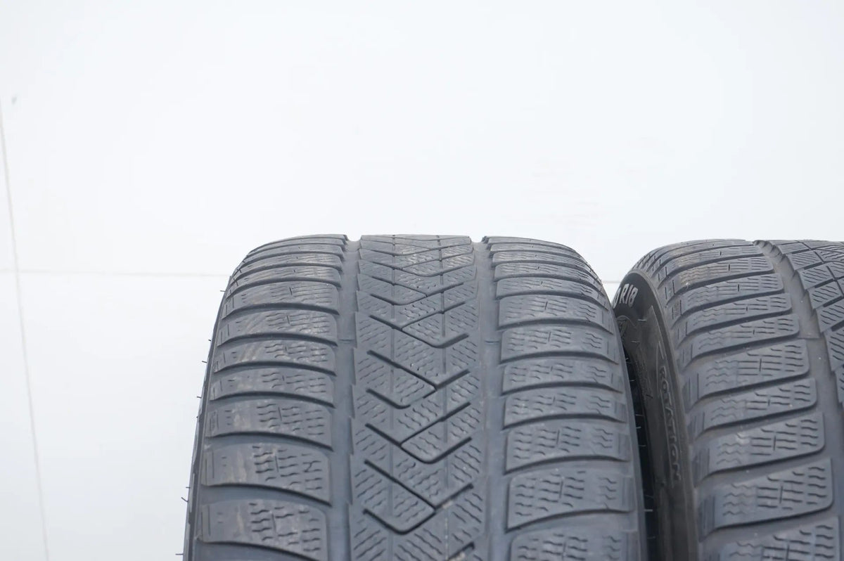 2x Winterreifen 275 40 18 Zoll Pirelli ca.4 mm DOT21/19 MO Detailansicht 4