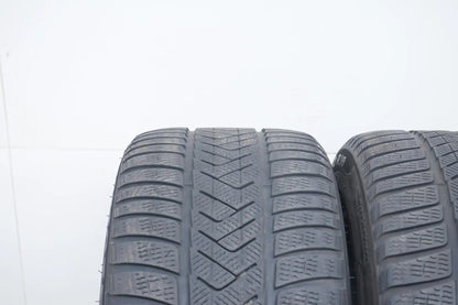 2x Winterreifen 275 40 18 Zoll Pirelli ca.4 mm DOT21/19 MO