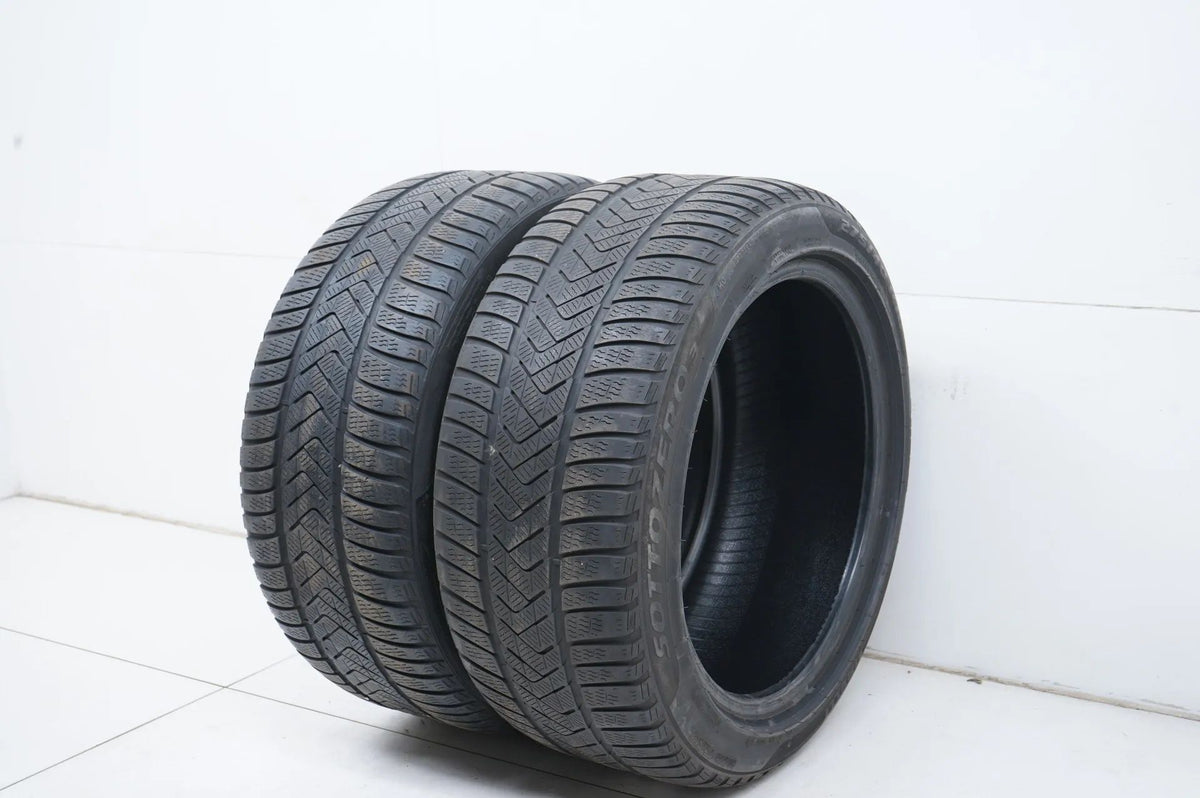 2x Winterreifen 275 40 18 Zoll Pirelli ca.4 mm DOT20/19 MO Detailansicht 3