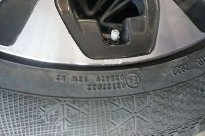 Original Mercedes E-Klasse W214 S214 Alufelgen Winterreifen 245 45 R19 Zoll