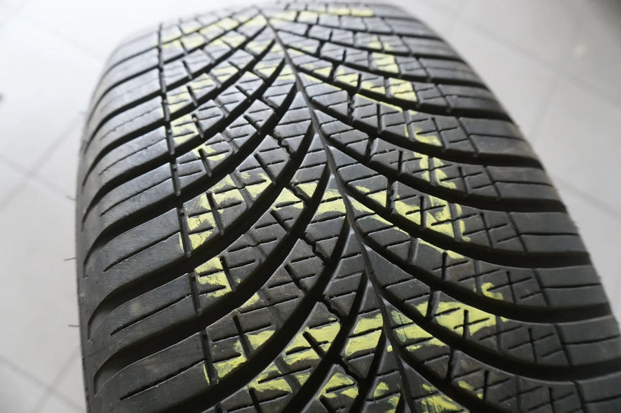 1 X 245 45 R19 102W Allwetterreifen Goodyear Vector 4Seasons Gen-3 2022 7mm